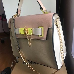 Aldo Kaonna purse